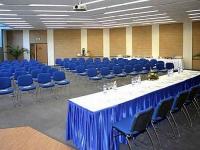 ✔️ Konferenciaszálloda Siófokon - CE Plaza Hotel konferenciaterme a Balatonnál