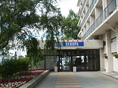 Siófok Hotel Europa - balatoni szálloda megfizethető áron - ✔️ Hotel Európa Siófok** - Akciós szálloda Siófokon a szállodasoron a Balatonnál
