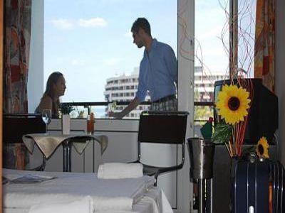 ✔️ Szép szoba kilátásssal a Balatonra - Hotel Europa Siófok - ✔️ Hotel Európa Siófok ✔️ Akciós balatoni hotel Siófokon