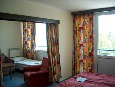 Kétágyas szoba gyönyörű kilátással a Balatonra- - ✔️ Hungária Hotel Siófok ✔️ Akciós Hungária hotel Siófokon