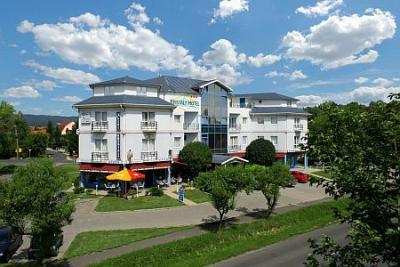 Kristály Hotel Keszthelyen a Balatonnál akciós, félpanziós csomagokkal - ✔️ Kristály Hotel**** Keszthely - akciós balatoni wellness Hotel Keszthelyen