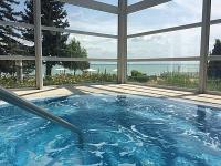 Wellness hotel Balatonkenesén 4* Hotel Marina-Port jacuzzija