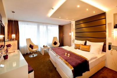 ✔️Residence Hotel**** akciós erkélyes szoba a Balatonnál - ✔️ Hotel Residence Balaton, Siófok ✔️ Akció Residence Hotel